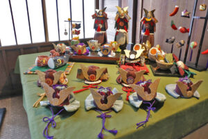 八潮市立資料館　季節展示「端午の節句」開催中です