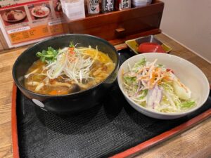 まんま亭でカレーうどんを頂いて参りました。【八潮のランチ】